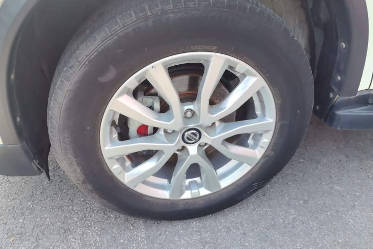Used Nissan X-Trail 2020 2.0L XL ITS CVT 2WD SmartConnect Comfort Edition Left Front Wheel Hub