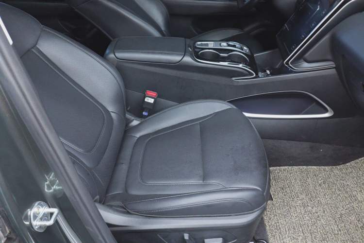 Used Hyundai Tucson 2022 Tucson L 1.5T DCT LUX Prestige Edition N Line Right Front Seat