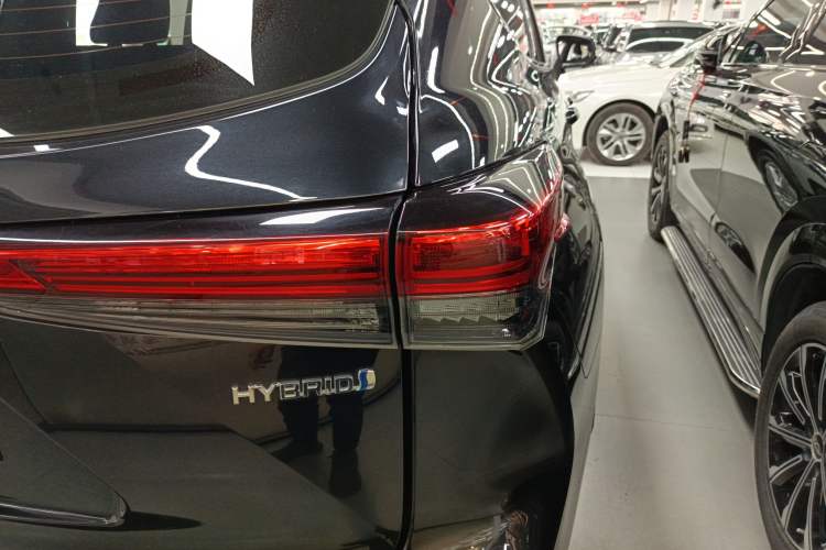 Used Toyota Highlander 2023 2.5L Smart Electric Hybrid Dual-Drive Elite Version 7 Seats Exterior 3
