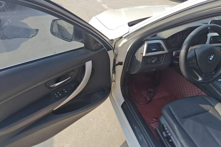 Used BMW 3 Series 2015 320Li Luxury Edition Fashion Model
