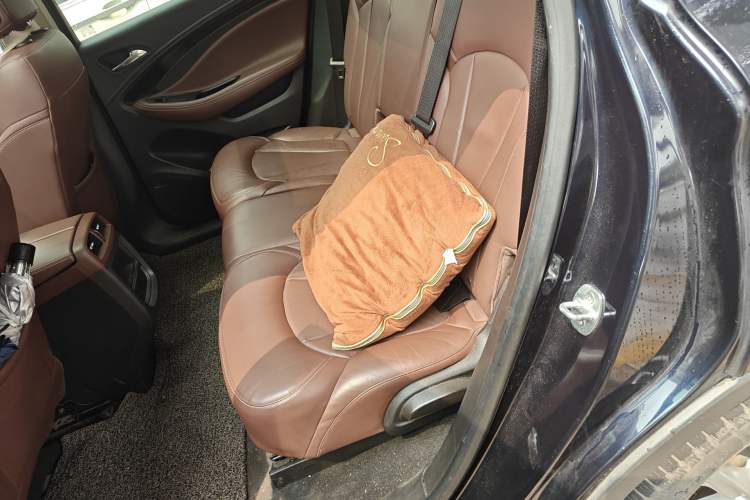 Used Buick Envision 2020 28T Four-Wheel Drive Elite Version Left Rear Seat