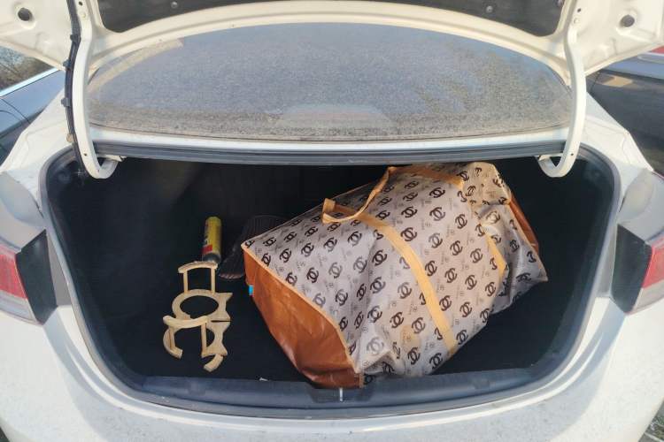 Used Hyundai Elantra (5th Generation / Langdong) 2013 1.6L Automatic Leading Model Trunk