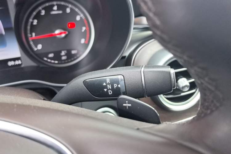 Used Mercedes-Benz GLC 2016 GLC 300 4MATIC Dynamic Model