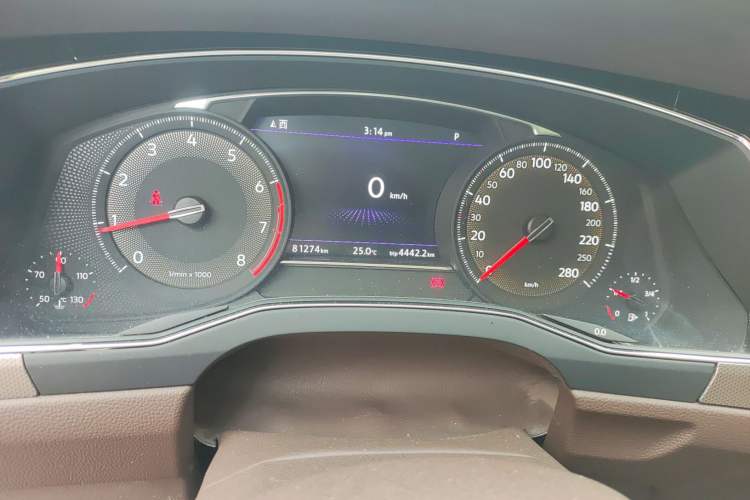 Used Volkswagen Phideon 2021 380TSI Luxury Edition Instrument Cluster