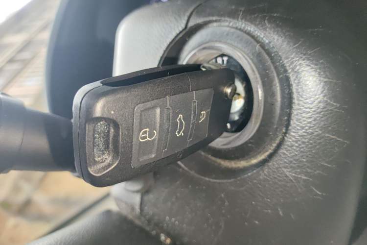 Used Chevrolet Captiva 2013 2.4L Two-Wheel Drive City Edition 7-Seater
