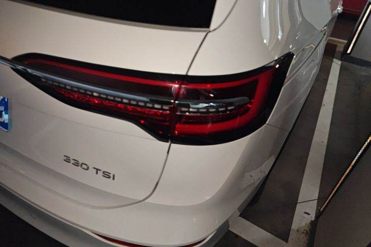 Used Volkswagen Viloran 2024 330TSI Business Edition Right Rear Taillight