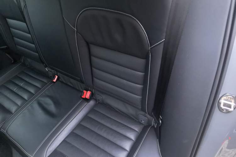 Used Skoda Superb 2019 Facelifted TSI330 DSG Luxury Edition Left Rear Seat