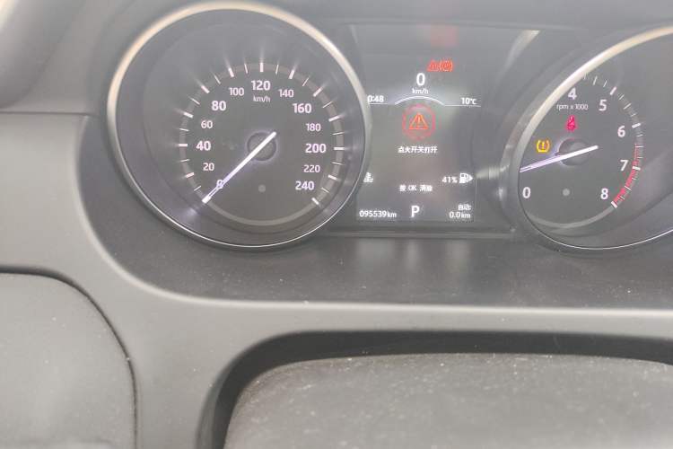 Used Land Rover Discovery Sport 2017 2.0T SE
