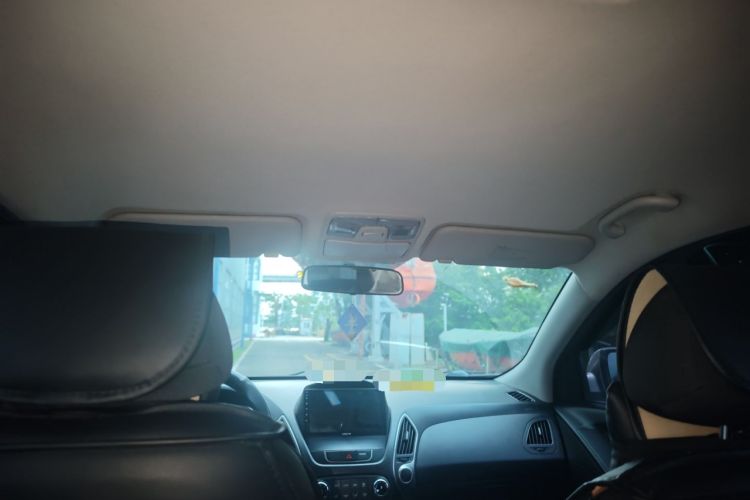 Used Hyundai ix35 2012 2.0L Manual Two-Wheel Drive New Edition GL
