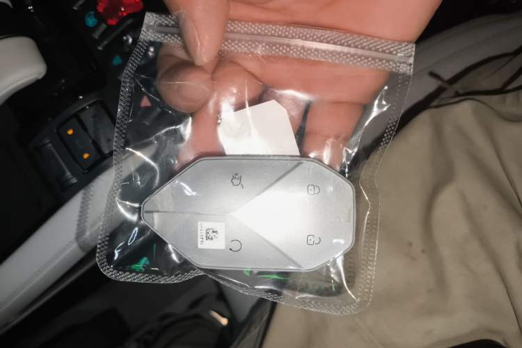 Used Formula Leopard Titanium 3 2025 501 km All-Wheel Drive Intelligent Driving Max Edition Vehicle Key