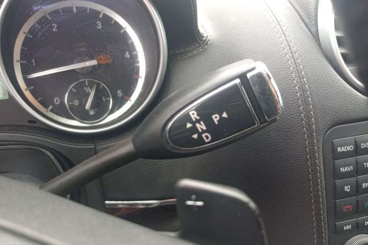 Used Mercedes-Benz GL-Class  Gear Lever