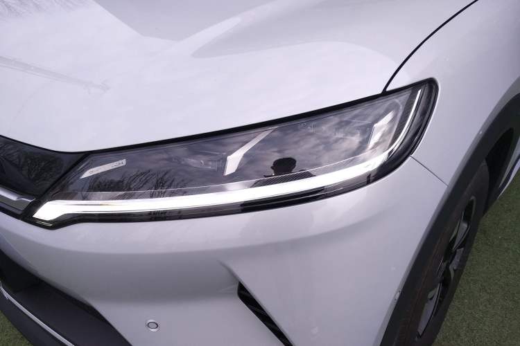 Used BYD Yuan UP 2025 Intelligent Driving Version 401 km Leading Edition