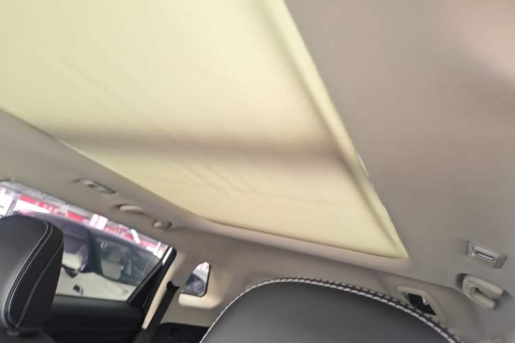 Used Geely Auto Emgrand X7 Sport 2020 1.8TD DCT Two-Wheel Drive Smart Connect 4G-Enabled Version