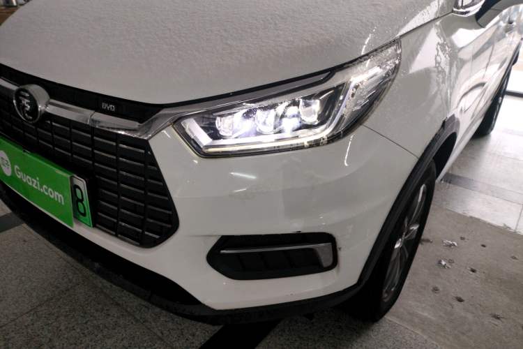 Used BYD Yuan New Energy 2019 EV535 Smart Connect Trendsetting Model