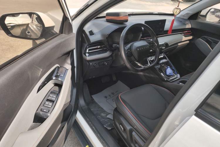 Used Baojun RS-3 2020 1.5L CVT 24-Hour Online Luxury Edition Driver Seat