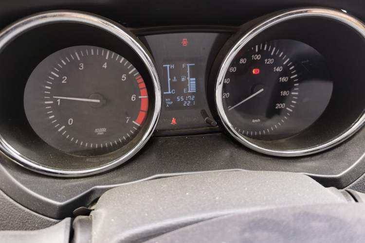 Used HYOSOW S3 2015 1.5L Luxury Model China V Standard
