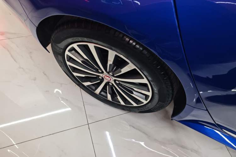 Used Jaguar XEL 2020 2.0T 200PS R-DYNAMIC Youth Sports Edition
