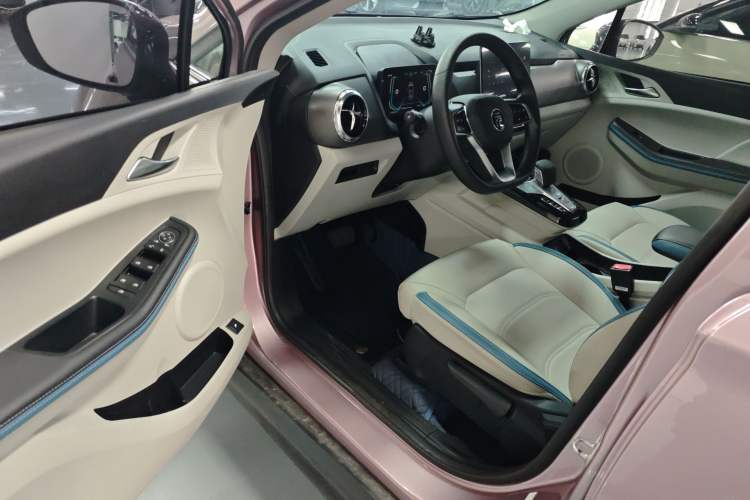 Used BYD Yuan Pro 2023 401KM Luxury Version
