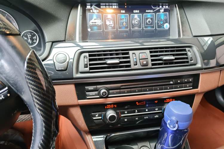 Used BMW 5 Series 2017 520Li Elegant Edition
