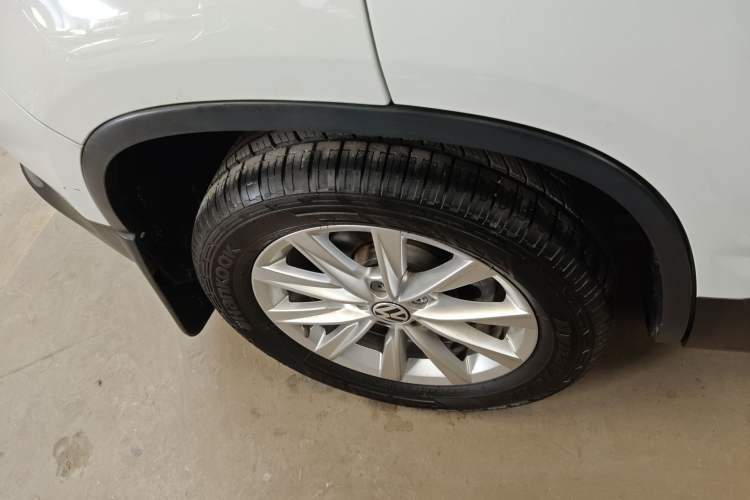 Used Volkswagen Tiguan 2015 1.8TSI Automatic Two-Wheel Drive Comfort Edition Right Rear Wheel Hub