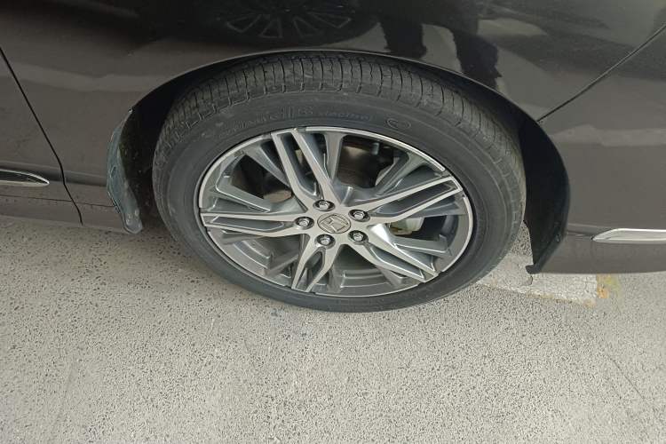 Used Honda Elysion 2019 2.0L Hybrid Luxury Edition Exterior 4