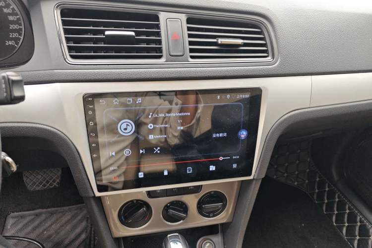 Used Volkswagen Lavida 2013 Revised Classic 1.6L Automatic Fashion Edition