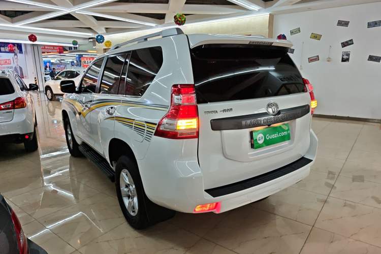Used Toyota Prado 2016 2.7L Automatic Standard Edition Exterior 2