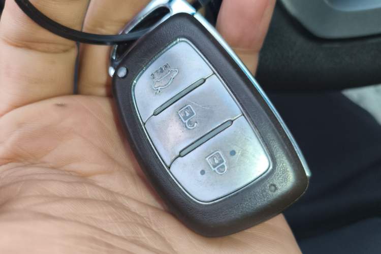 Used Hyundai Mistra 2014 1.8L Automatic Smart GLS