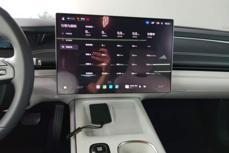 Used Xiaomi Auto SU7 2024 Rear-Drive Ultra-Long Range Advanced Pro-Level Intelligent Driving Version
