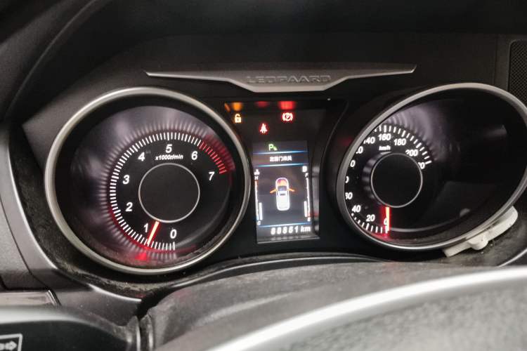 Used Leopaard CS10 2017 1.5T Manual Prestige Model Odometer Close Up