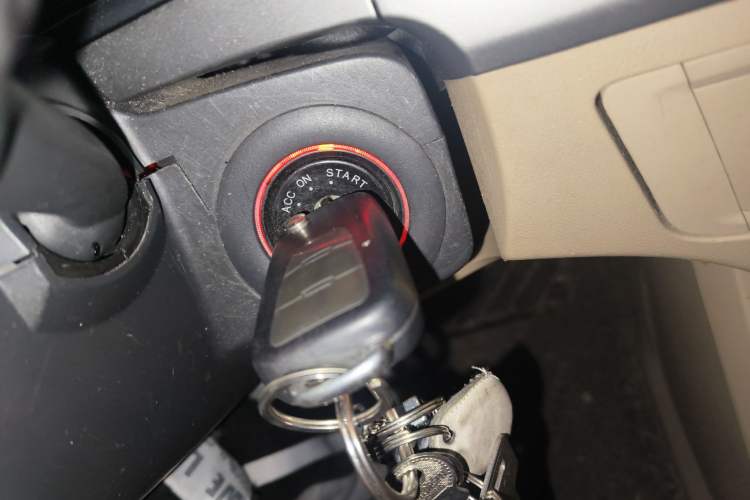 Used Roewe 350 2014 1.5L Automatic Xunda Edition Vehicle Key