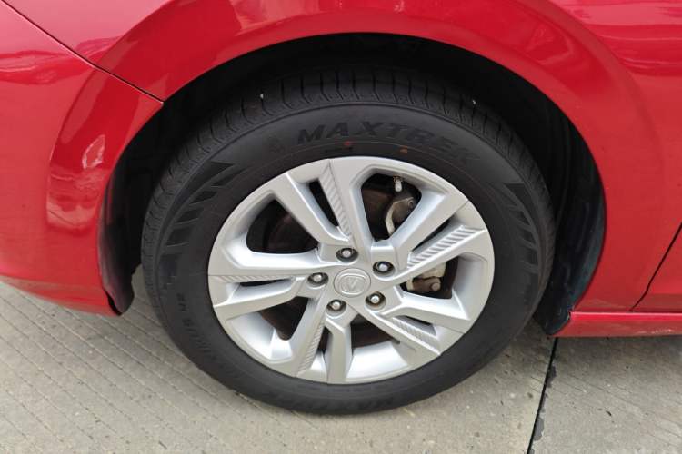 Used Changan Eado 2019 High-Energy Edition 1.6L GDI Manual Pioneer Model China VI Standard
