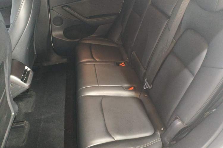 Used Tesla Model Y 2021 Long-Range All-Wheel-Drive Version 3D7