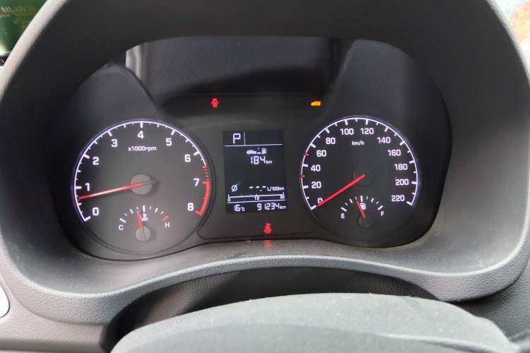 Used Hyundai Verna (new generation) 2016 1.4L Automatic Cool Edition GLS Instrument Cluster