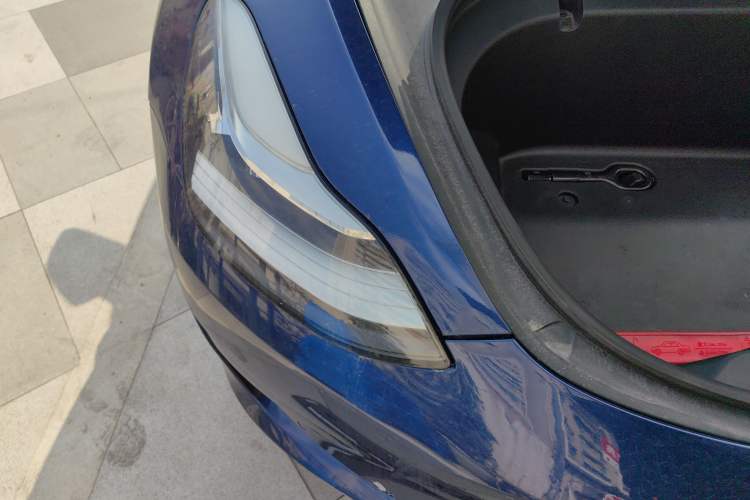 Used Tesla Model 3 2019 Standard Range Rear-Drive Upgraded Version
