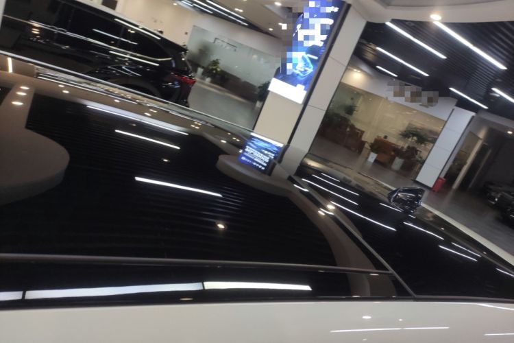 Used Land Rover Range Rover Evoque 2021 Range Rover Velar 249 PS R-Dynamic S Performance Edition
