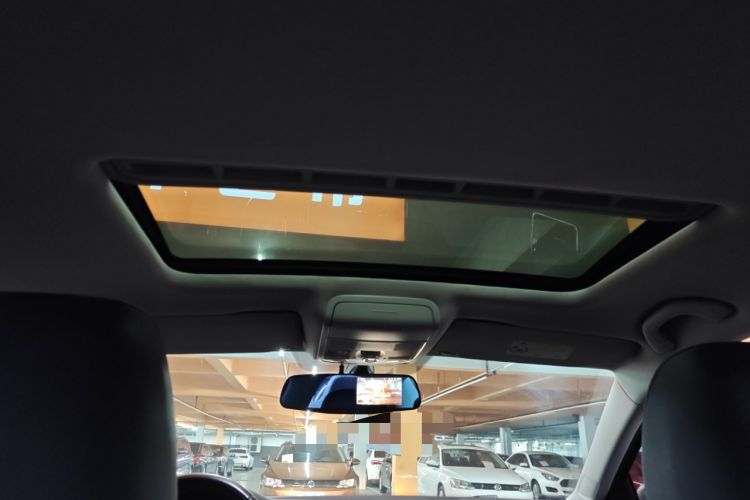 Used Volkswagen Sagitar 2018 1.6L Automatic Comfort Model Headliner