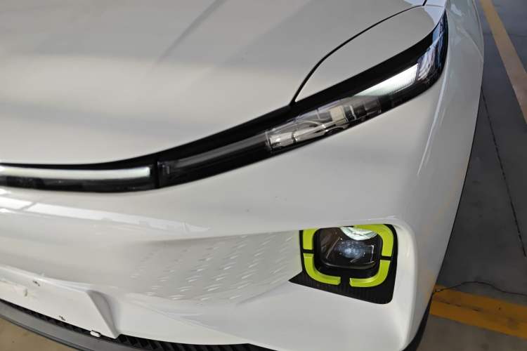 Used Geometry E Firefly 2022 401KM Lightning Tiger 4-Seater