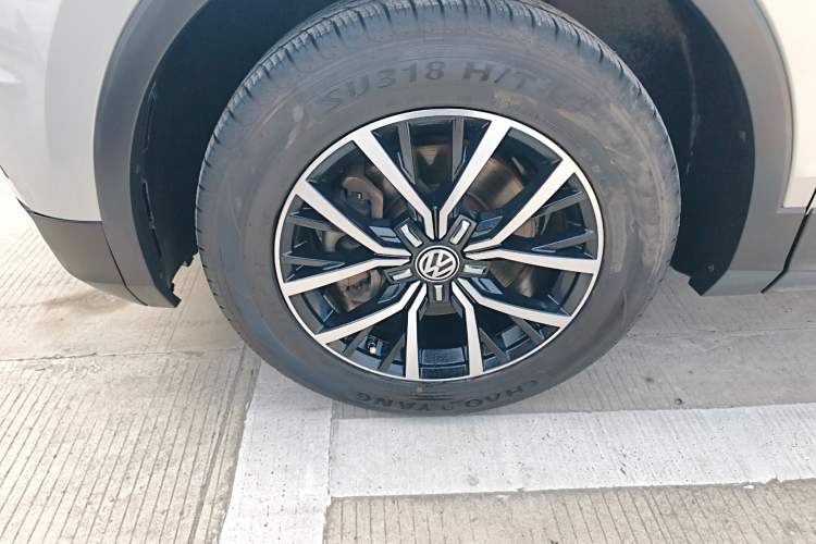 Used Volkswagen Tiguan L 2018 330TSI Automatic Two-Wheel Drive Comfort Edition
