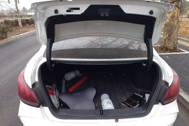 Used MG 5 2023 180 DVVT Manual Fashion Edition Trunk