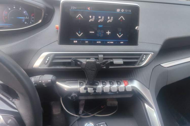 Used Peugeot 4008 2017 380THP Elite Edition Audio And AC Panel