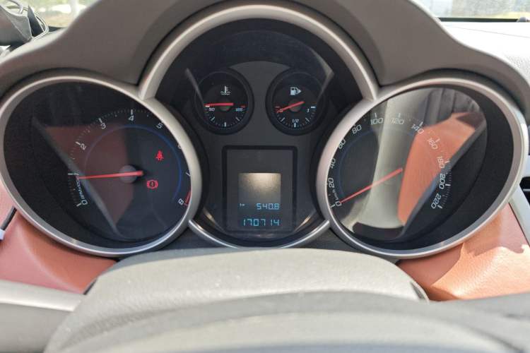 Used Chevrolet Cruze 2013 1.6L SE MT Instrument Cluster