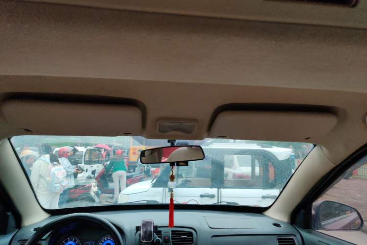 Used Dongfeng Fengon 370 2016 1.5L Manual Standard Edition SFG15-05 7 Seats
