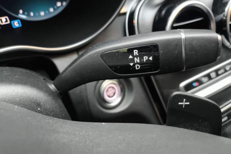 Used Mercedes-Benz C-Class 2019 Restyled C 260 L Sport Edition Gear Lever