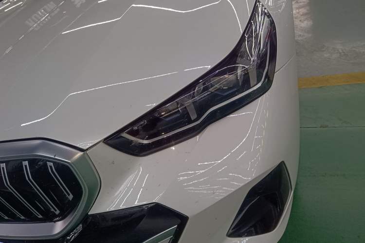 Used BMW 5 Series 2024 530Li Luxury Edition M Sport Package Left Front Headlight