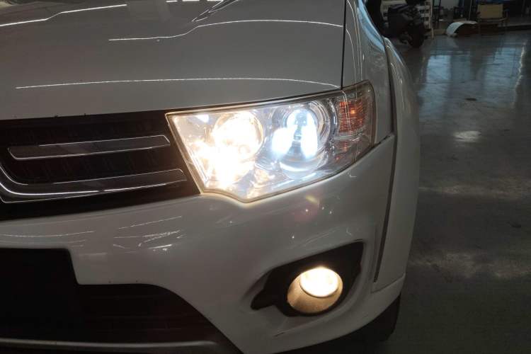 Used Mitsubishi Pajero Sport 2013 3.0L Automatic 4x4 Flagship Edition