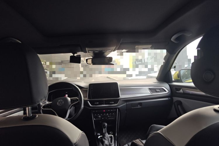 Used Volkswagen T-ROC 2023 300TSI DSG Two-Wheel Drive Starlight Edition
