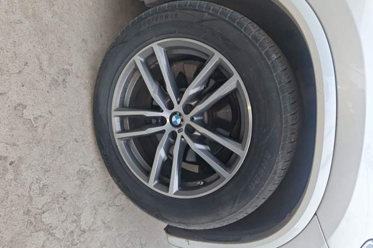 Used BMW X3 2020 xDrive28i M Sport Package Right Front Wheel Hub