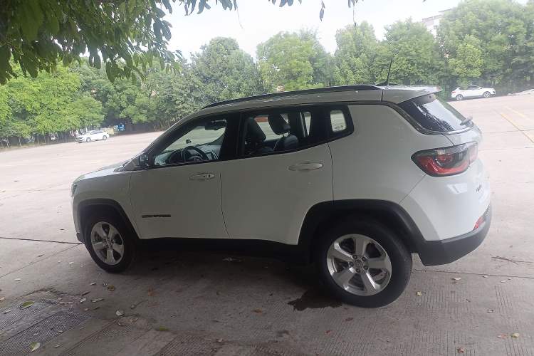 Used Jeep Compass 2017 200T Automatic Family Edition