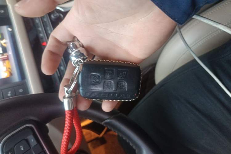 Used Jaguar XFL 2017 XFL 2.0T 200PS Windflower Edition
